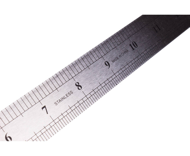 Lineal 30 cm Edelstahl - Ideal für präzises Messen und Schneiden