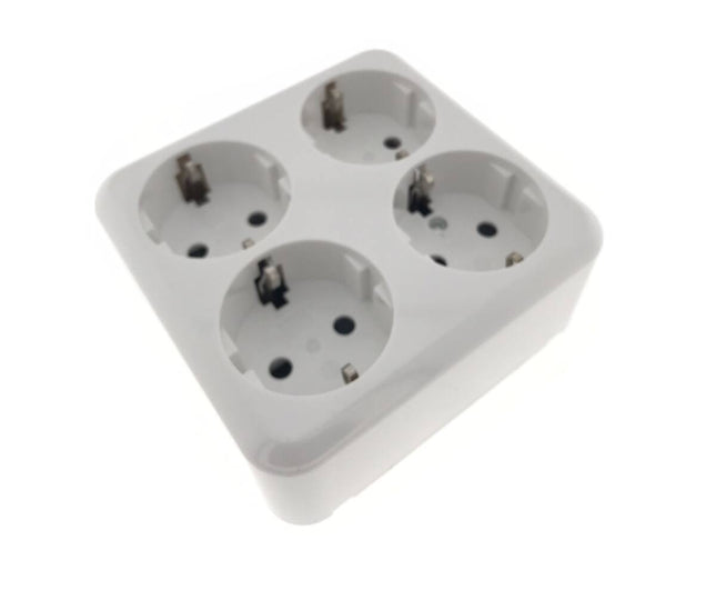 Wandcontactdoos 4-voudig RA 250V 16A IP20 voor thuis en kantoor.