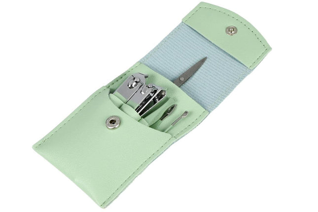 Manicure set 7 dlg reis groen – Afmeting etui 10,8 x 6,4 x 1,3 cm, Materiaal RVS